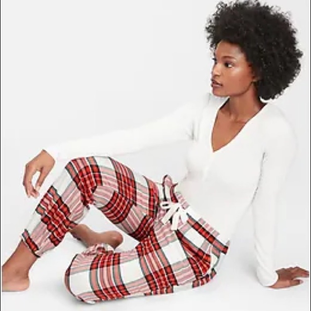 NWT GAP Joggers